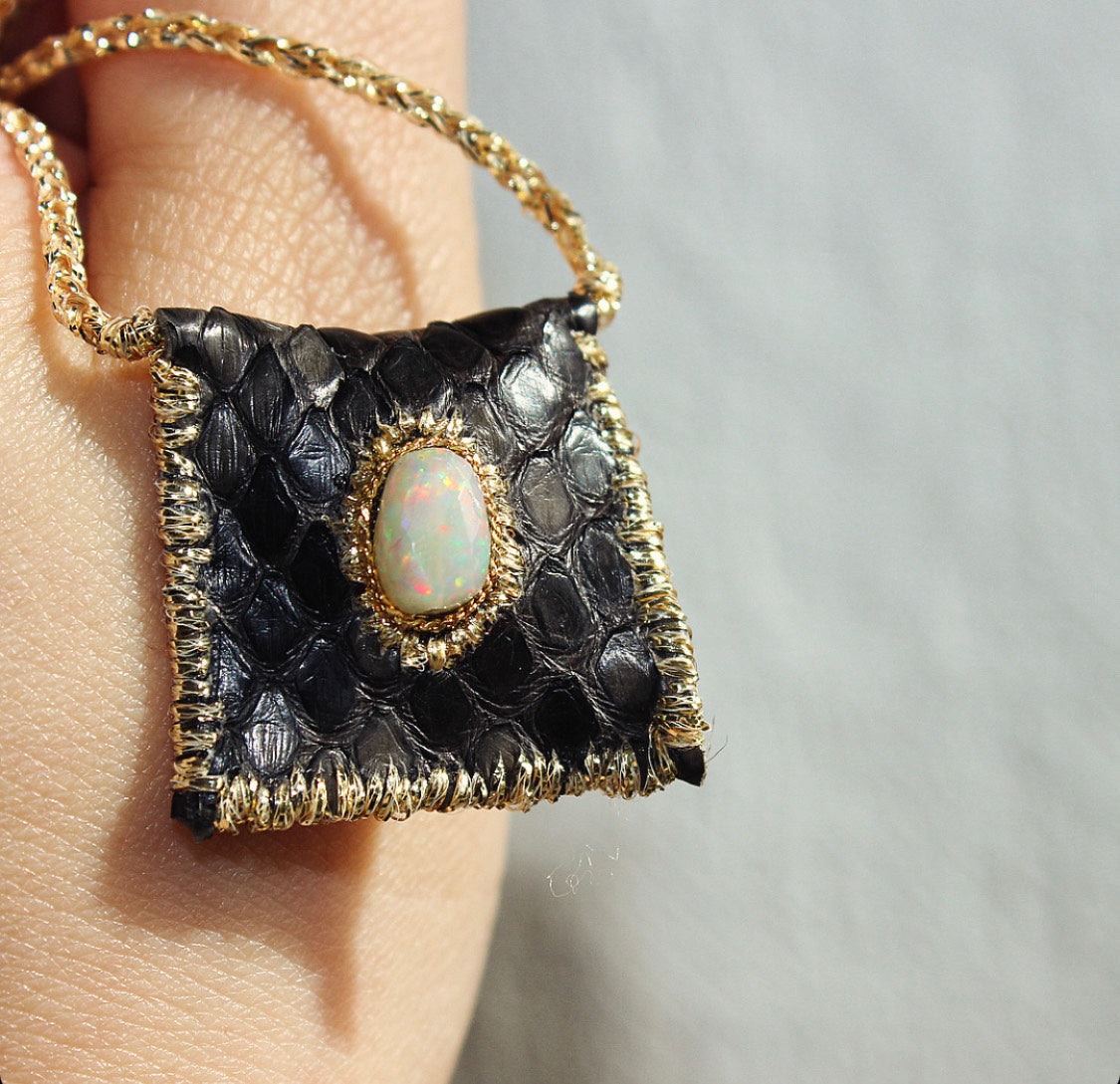 Collection Wild Magic - Collier Opale Blake